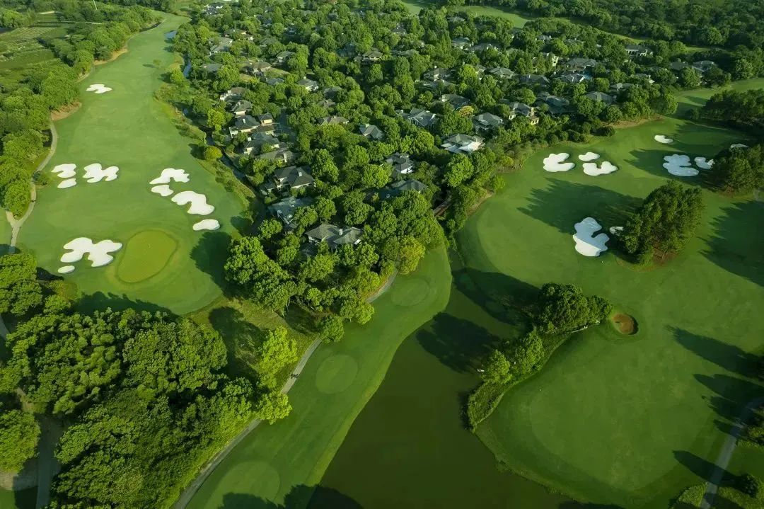 球場更新 | 這四大絕美球場，可以隨時(shí)在GOLFZON模擬器上揮桿體驗(yàn)啦！